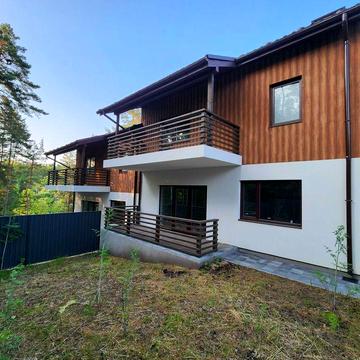 Вітаю! Від забудовника! Продам будинок біля лісу.