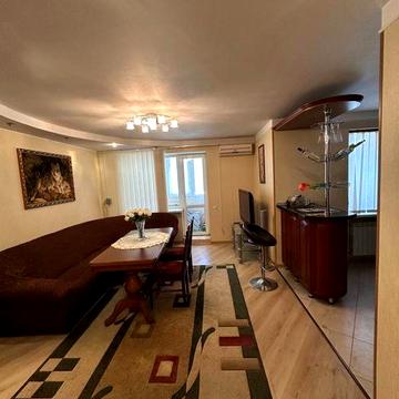 Продам 3-х комнатную свою квартиру ЖК Жилстрой 1