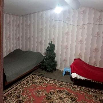 Продам дом в селі в гарному стані заходь і живи. Газ, скважина
