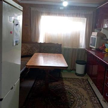 Продам дом в селі в гарному стані заходь і живи. Газ, скважина