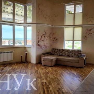 Тролейбусна вул., 9-В