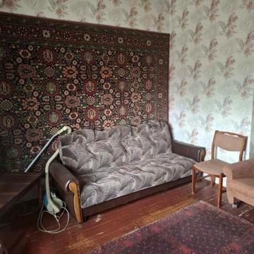 Продам 2комнатную квартиру ц-городской р-н ,сталинка ,парковая зона ЖК Дивобуд