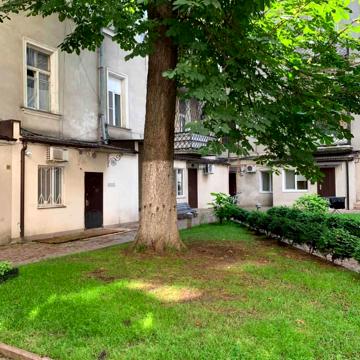 Дерибасівська вул., 5