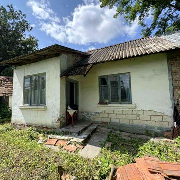 Лесі Українки вул., 1