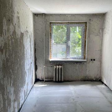 Продам квартиру в районі сінного ринку