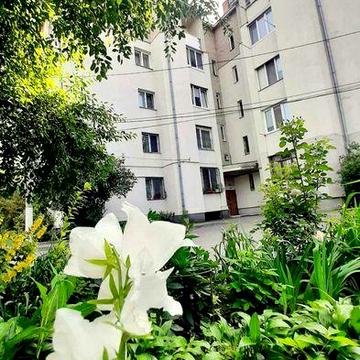 Продам 2-х кімнатну на Замості 9448