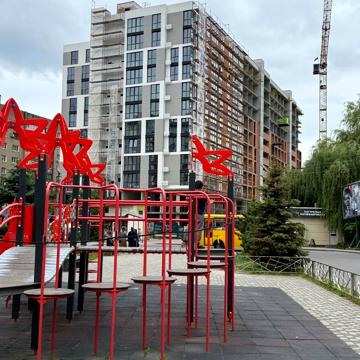 Гната Хоткевича вул., 42