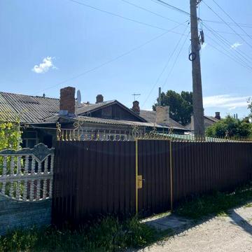 Будинок-квартира