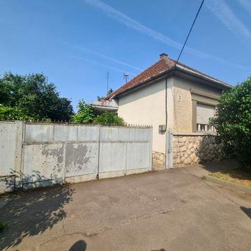 Продається будинок в центрі м.Берегове