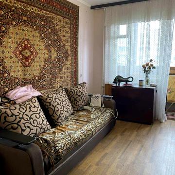 Йорданська вул. (Лайоша Гавро), 14
