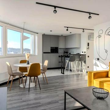 Вячеслава Чорновола просп. (), 77