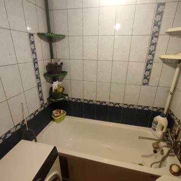 Продам 3х кімнатну квартиру по Макарова 28