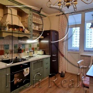 Єлизавети Чавдар вул., 3
