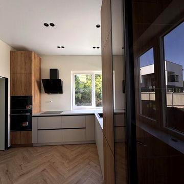 Продається сучасний. Новий будинок. Червениця. 135 м.кв.