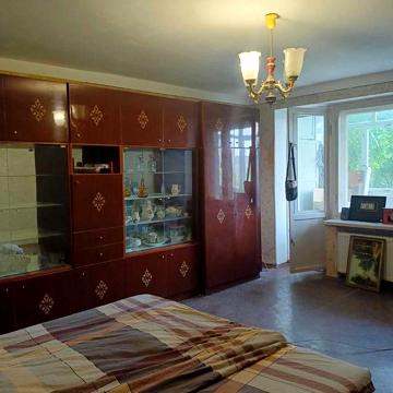 Продам 1 ком.кв 40 м.кв.эт 4/5 по ул.Молодёжной с автоном отоплением.
