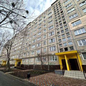 Продаж 3-кімнатна квартира Вишневе Європейська 13