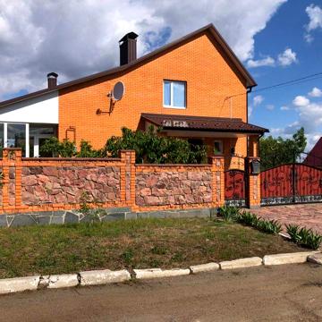 Продаж нового 2-поверхового котеджу з банею та сауною  в смт. Брусилів