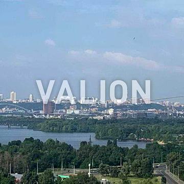 Продаж 3х квартири Деснянський рн вул Бальзака 4а рік 2008 з ремонтом