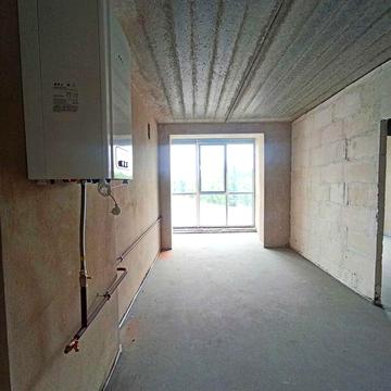 Однокімнатна квартира з французьким балконом