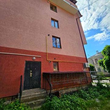 3кім квартира сирець вул.С.Стрільців  м.Коломия