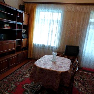 Продаж 4-кімнатної квартири у центрі міста