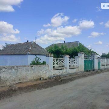 Продаж 3к Дім Миру вулиця