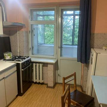 Оренда двохкімнатної квартири на вулиці Сорочинська 8, (від власника)