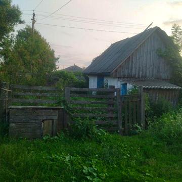 Продається будинок. Світло,газ,вода єсть.