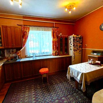 Частина будинку, вул. В. Чорновола ( Горького)