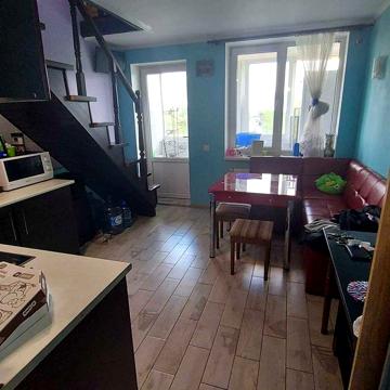 Без комісії. Продам 1к. - 53 кв. гарний ремонт. вул. Лісна 26