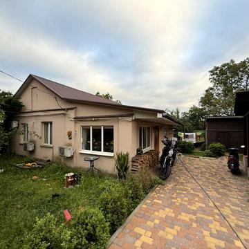 Продам Будинок (2 будинки!) смт. Борова, Київська обл.