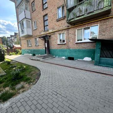 Продам 2 кімнатну в центрі на Ярослава Мудрого БЕЗ КОМІСІЇ ДЛЯ ПОКУПЦЯ