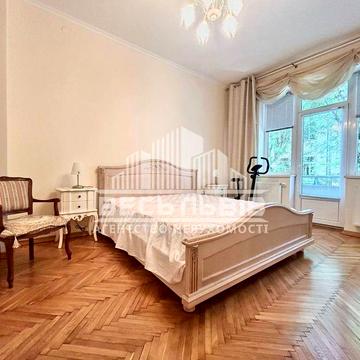 Продаж 2-кімнатна квартира в центрі "польський люкс"