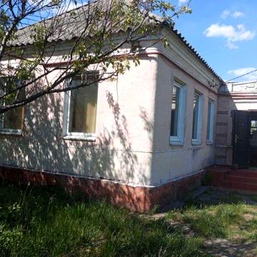 Продам дом в Березановке с землей