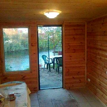 Хозяин продаст дом у реки  село Будище к-в Дружба