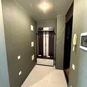 Сдам 1к кв м Студенческая, первый дом от метро