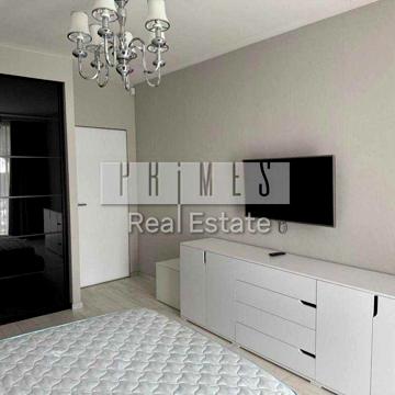 Продаж квартири з капітальним ремонтом, Кловський узвіз, 6, 1кім.=54м²