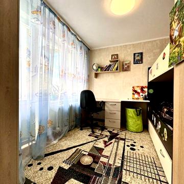 Продаж 3к Квартира Квітки Цісик (Корольової Гулі) вулиця