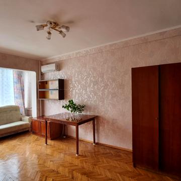 Ентузіастів вул., 31
