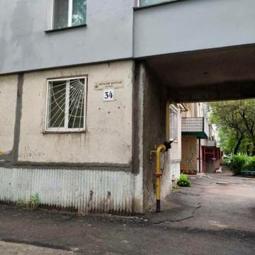"4 -кімн кв. заг. пл. 79,1 кв.м. м. Черкаси, вул. В. Вергая, 34, кв 39