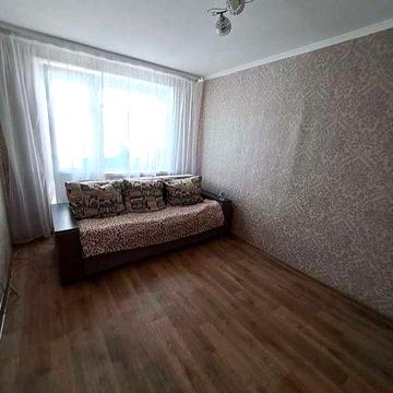 Продам 2 из квартиру,м Дворец Спорта, б-р Жасминовый,28000