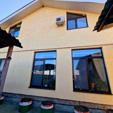 Продам два дома на одном участке Березановка
