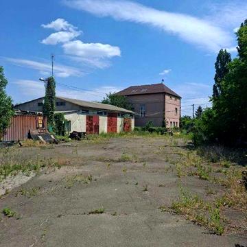 Участок 0.2 га с домом 330 кв.м. и помещением сто  360 кв.м Ленпоселок