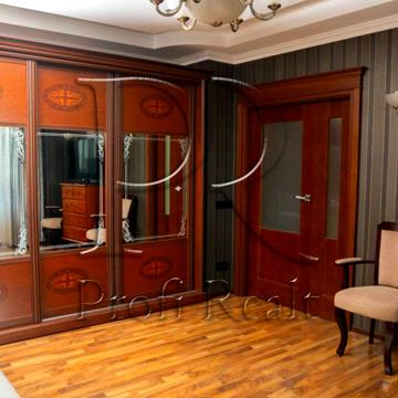Павла Тичини просп., 16/2