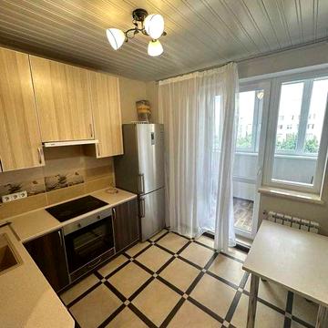 Сдам 1 кв Кап Ремонт Новострой. РЯДОМ ТРК "Украина" и Парк Победы