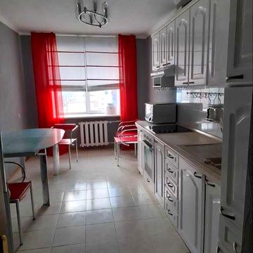 Продам 3 комнатную квартиру 100м Новобеличи Академ город Олевская 3-А