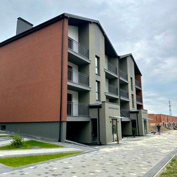 Продаж 2 кімнатна 60 мкв  Винники секція 5 3 поверх ЖК Вілла Швейцарія