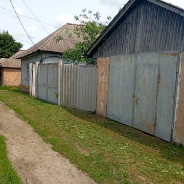 Продам дім біля озера Чернеча,