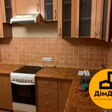 Продаж квартири Братства Тарасівців 12/37