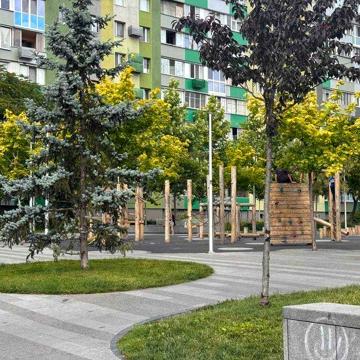 Купите квартиру в доме у сквера, Слобожанском, 65, в районе Калиновой